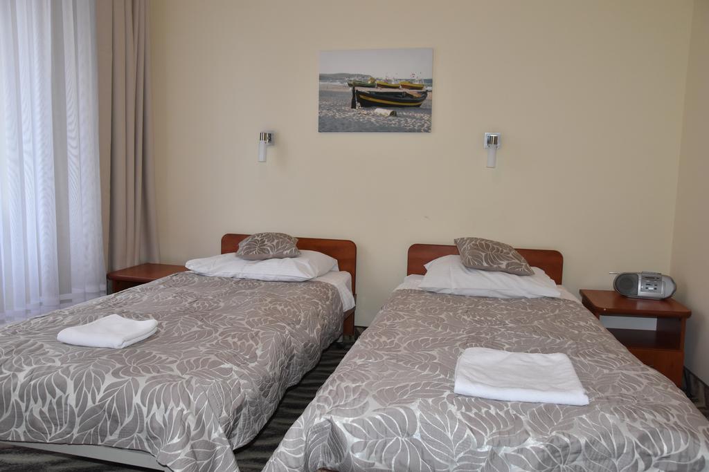 Hotel *** Nat Kołobrzeg Buitenkant foto