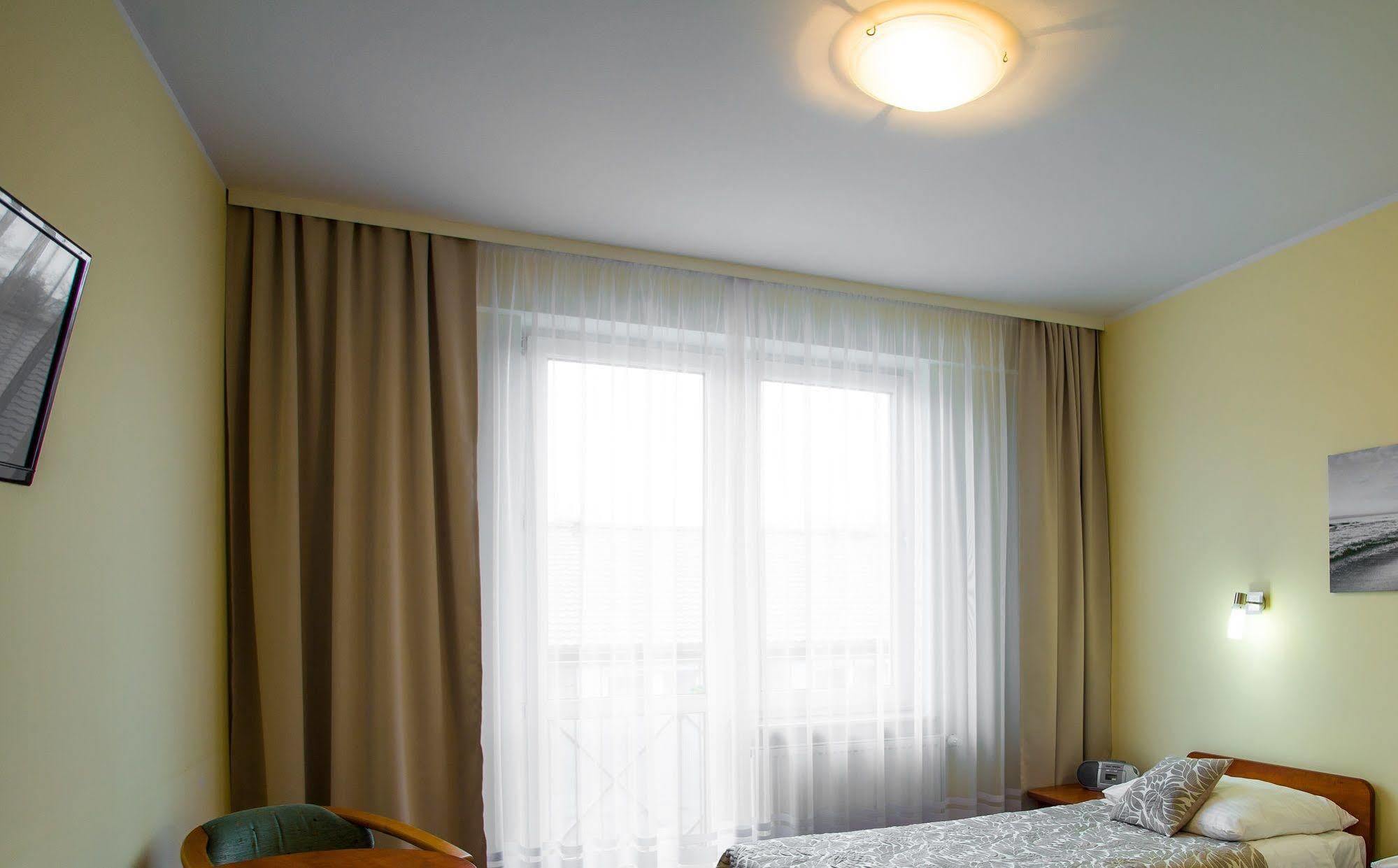Hotel *** Nat Kołobrzeg Buitenkant foto